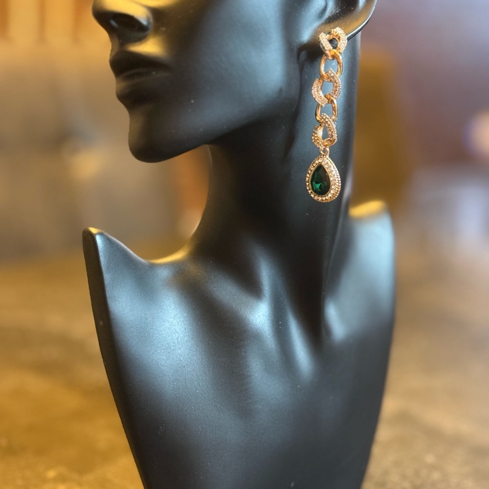 Elegant Gold and Green Drop Earrings